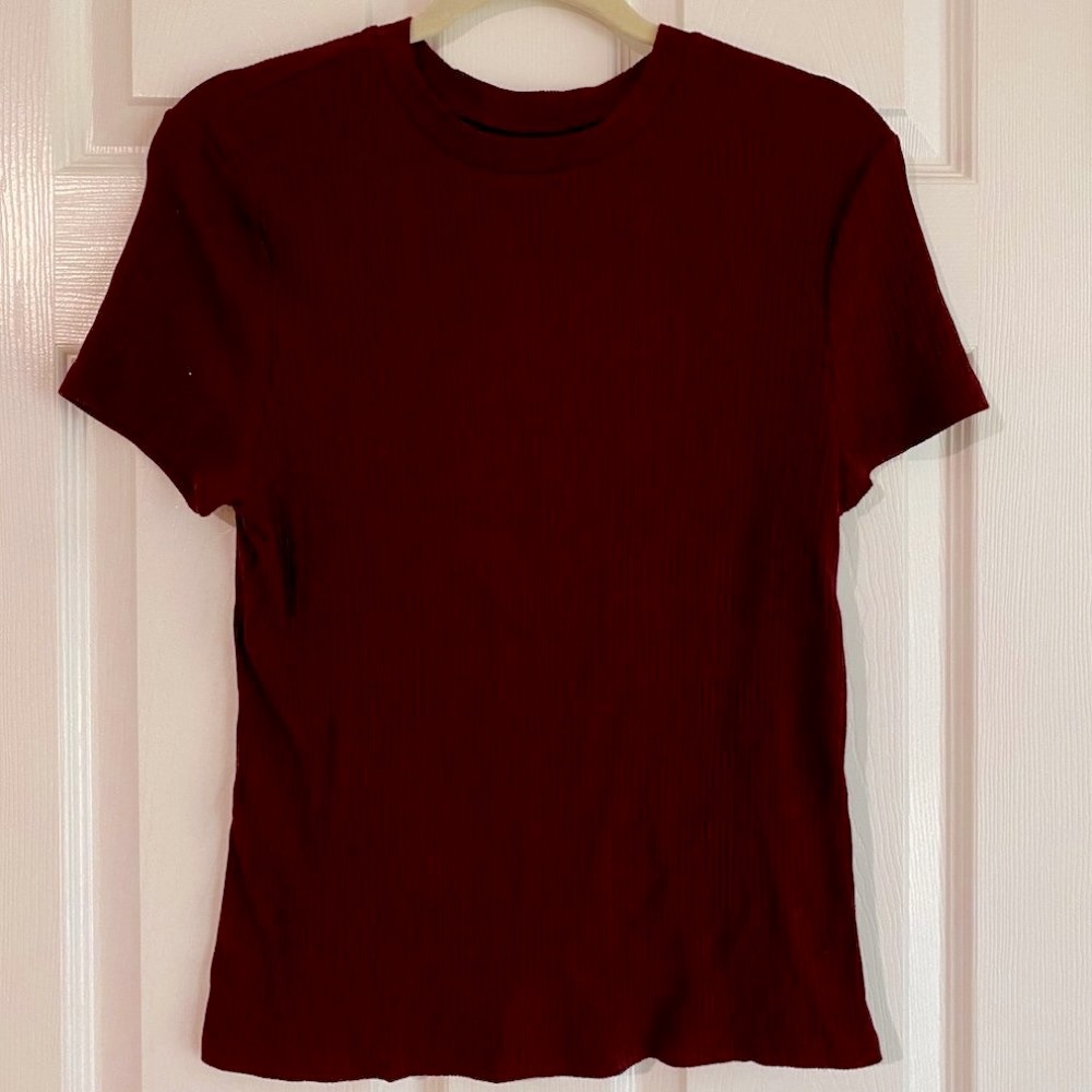 Burgundy Ribbed Short Sleeve Tee